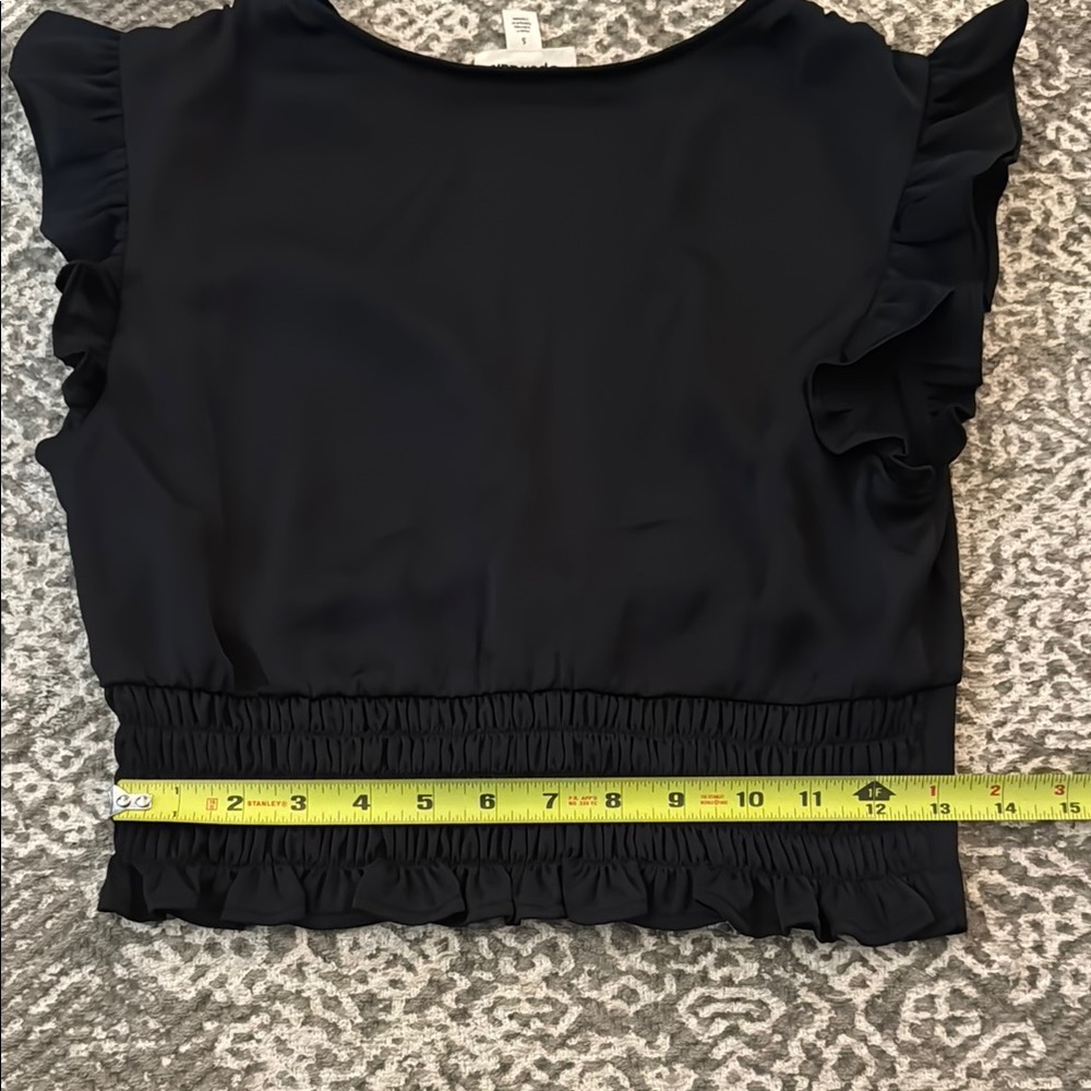 Open Edits Black Ruffle Crop - Picture 6 of 8